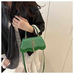 Bolso Bandolera de Lujo Retro de Moda 2026 para Mujer, Nuevo Diseño Cuadrado Pequeño con Cierre de Solapa - Product Image 5
