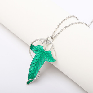 Colgante de Planta Temático, Chapado en Plata, Aleación, Hoja Verde, Amuleto Unisex, Joyería Vintage, Regalo 2024 - Product Image 6
