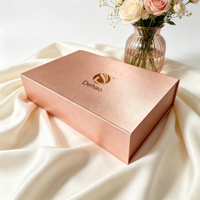 Boîte cadeau magnétique pliable rose avec logo personnalisé, matériaux recyclés, doublure en éponge, emballage en papier de luxe, impression brillante/mate