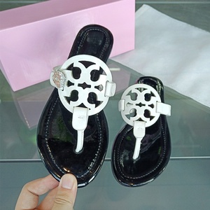 YESTEEM Chanclas <span class=keywords><strong>de</strong></span> <span class=keywords><strong>cuero</strong></span> sintético ligeras y transpirables para mujer, zapatos planos informales <span class=keywords><strong>de</strong></span> verano, Chanclas Para Mujer, sandalias para mujer - Product Image 3