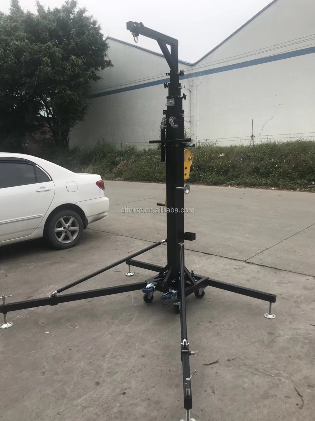 Factory price heavy duty load 300 kg height 6M install truss crank sound stand for event