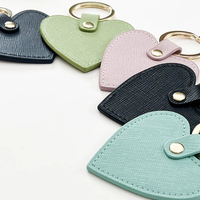 Porte-clés personnalisé en cuir véritable Saffiano Coeur Porte-clés en relief Monogramme Cadeau Initial Porte-clés de voiture