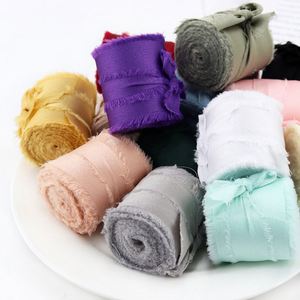 Ruban en mousseline de soie à bords effilochés de 4 cm x 5 yards, style bohème, pour bouquets de mariage et emballage cadeau (vente en gros) - Product Image 1