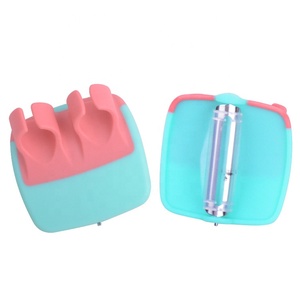 Wholesale 2022 Hot Selling Kitchen Gadgets Plastic Stainless Steel Double Finger Palm Peeler <b>Fruit</b> <b>Vegetable</b> - Product Image 1