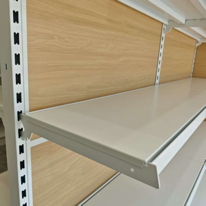 מדפי חנות מעץ דקורטיביים, עיצוב מדפים לחנות בשמים - Product Image 4