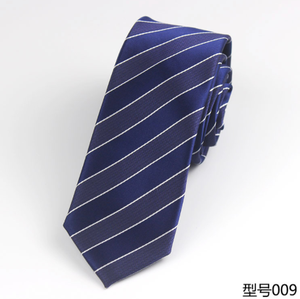 Corbata de Seda Hecha a Mano Personalizada para Hombre, Diseño Clásico Liso, con Caja - Product Image 4