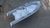 Perahu Karet Kustomisasi Laris Manis, Berbagai Model, Warna-warni, Lambung Fiberglass RIB, Perahu Dayung