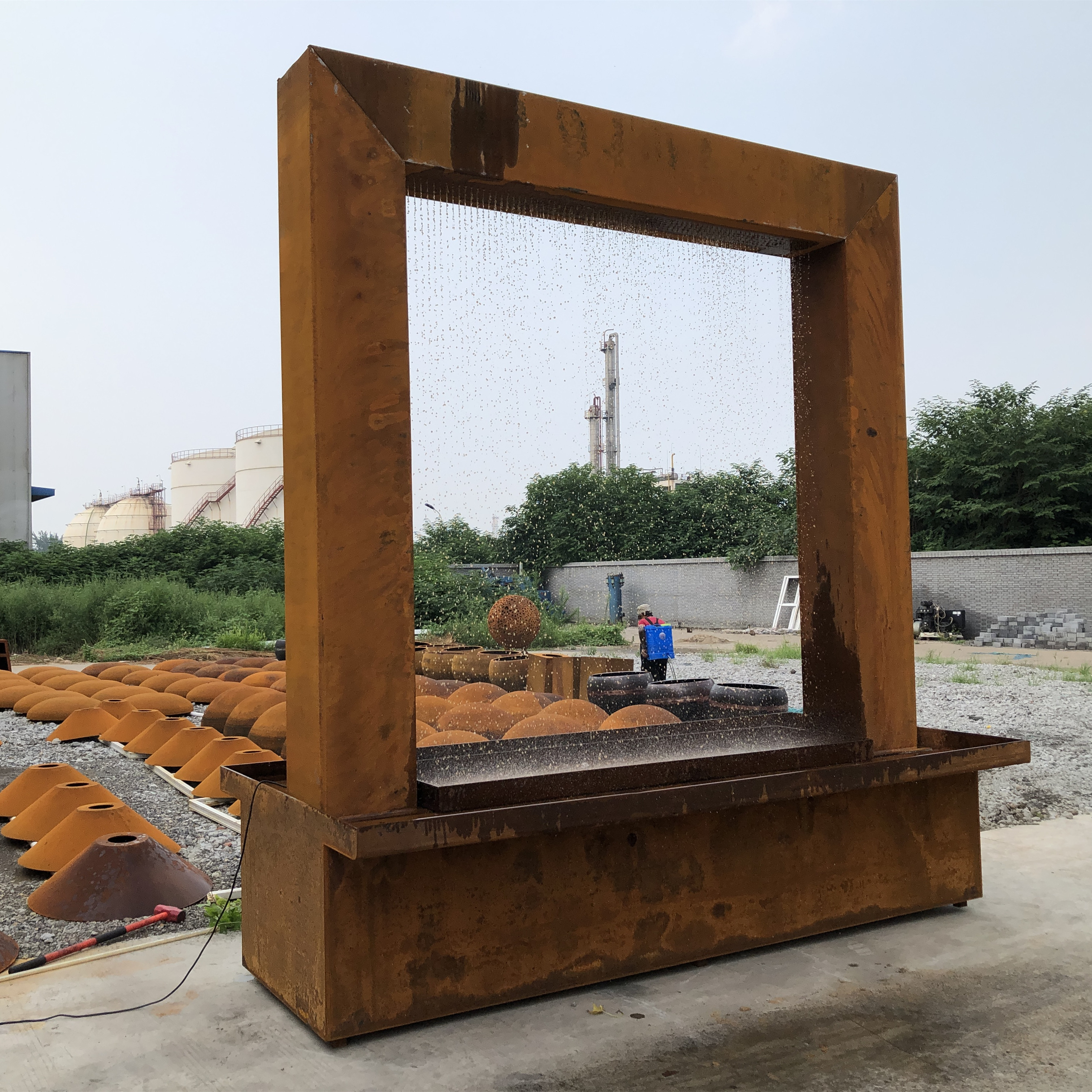 2mm Thick Corten Steel Metal Rain Curtain Water Feature Rusty