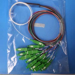 Répartiteur PLC mini type 1x4 LC/APC G657A1 G657A2 pour réseau FTTH, perte d'insertion 7,4 dB, 1260-1650 nm - Product Image 6