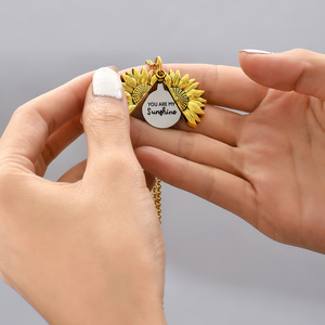 Collar con Colgante de Flor de Girasol de Doble Capa Abrible, Estilo Antiguo, con la Frase 'You Are My <span class=keywords><strong>Sunshine</strong></span>', para Mujer, Uso Diario, Regalo - Product Image 5