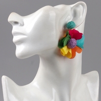 Anting-anting besar bergaya bohemian Harajuku, terbuat dari kain warna-warni dengan bunga handmade, perhiasan kasual yang sedang laris manis untuk wanita