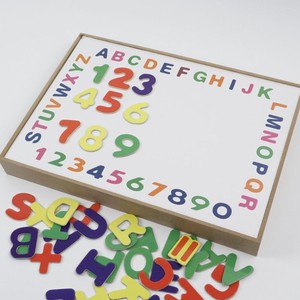 Tablero de dibujo magnético de madera para niños, rompecabezas educativo de doble cara para niños de 3 a 6 años con números, letras y marcadores - Product Image 4