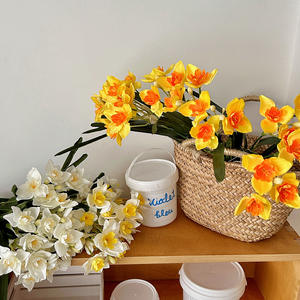 Flores Artificiales de Narciso, Ramo de Seda Blanco con Centro Amarillo, Alta Simulación, Decoración para el Hogar, Accesorios para Bodas, Arreglo de Primavera - Product Image 1