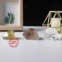 Lampe en cristal naturel brut de quartz clair en forme libre pour la vente en gros
