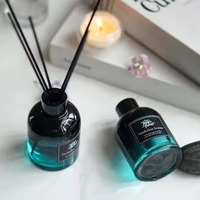 Diffuseur d'huiles essentielles pour la maison avec bouteille en verre de 150ml Aroma Therapy Scent Air Freshener for Reed Diffuseur Bouteille de parfum vide