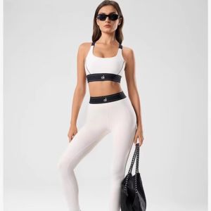 <span class=keywords><strong>Abbigliamento</strong></span> Donna AL0, <span class=keywords><strong>Set</strong></span> Due Pezzi in Spandex/Nylon per Yoga, Top Sportivo Modellante, Completo <span class=keywords><strong>Fitness</strong></span> per Corsa e Pilates - Product Image 1