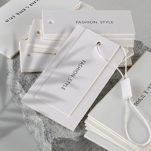 Etiquetas Colgantes de Lujo para Ropa, Ecológicas, de 800g, Personalizadas con Impresión de Logotipo de Marca - Product Image 5