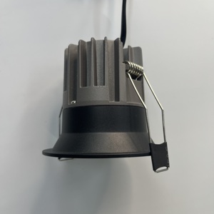 圆形可调光嵌入式<span class=keywords><strong>LED</strong></span>筒灯7W 9W 12W 15W COB AC110-240V <span class=keywords><strong>LED</strong></span>吸顶灯室内照明