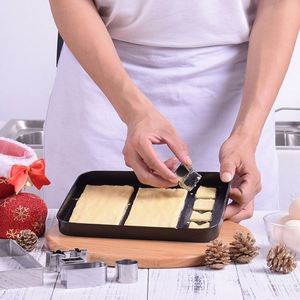 Kitchen <b>Baking</b> Accessories 10pcs 3D Stainless Steel House Cookie Cutters Mould Christmas Cookie Cutter Set - Product Image 2