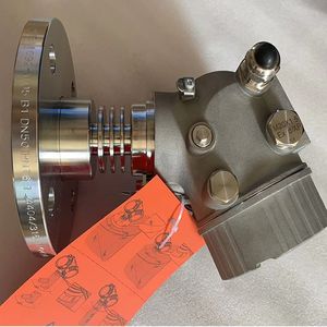 Jauge de niveau radar E+H FMR52 316L à double chambre DC24V pour usage industriel - Product Image 4