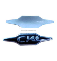 Plaque signalétique en aluminium estampée sur mesure, forme personnalisée, imprimée en typographie, couleur personnalisée, lettres croisées animales, tendance, fournie directement par l'usine