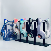 5.0 casque de jeu supra-auriculaire sans fil avec lumière LED AUX 3.5mm microphone pliable CAT LED casque pour téléphones mobiles