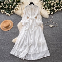 Robe décontractée pour femme WIWT, élégante, verte, à fleurs brodées, col chemise, manches longues, coupe trapèze, avec ceinture, pour tous les jours et les vacances
