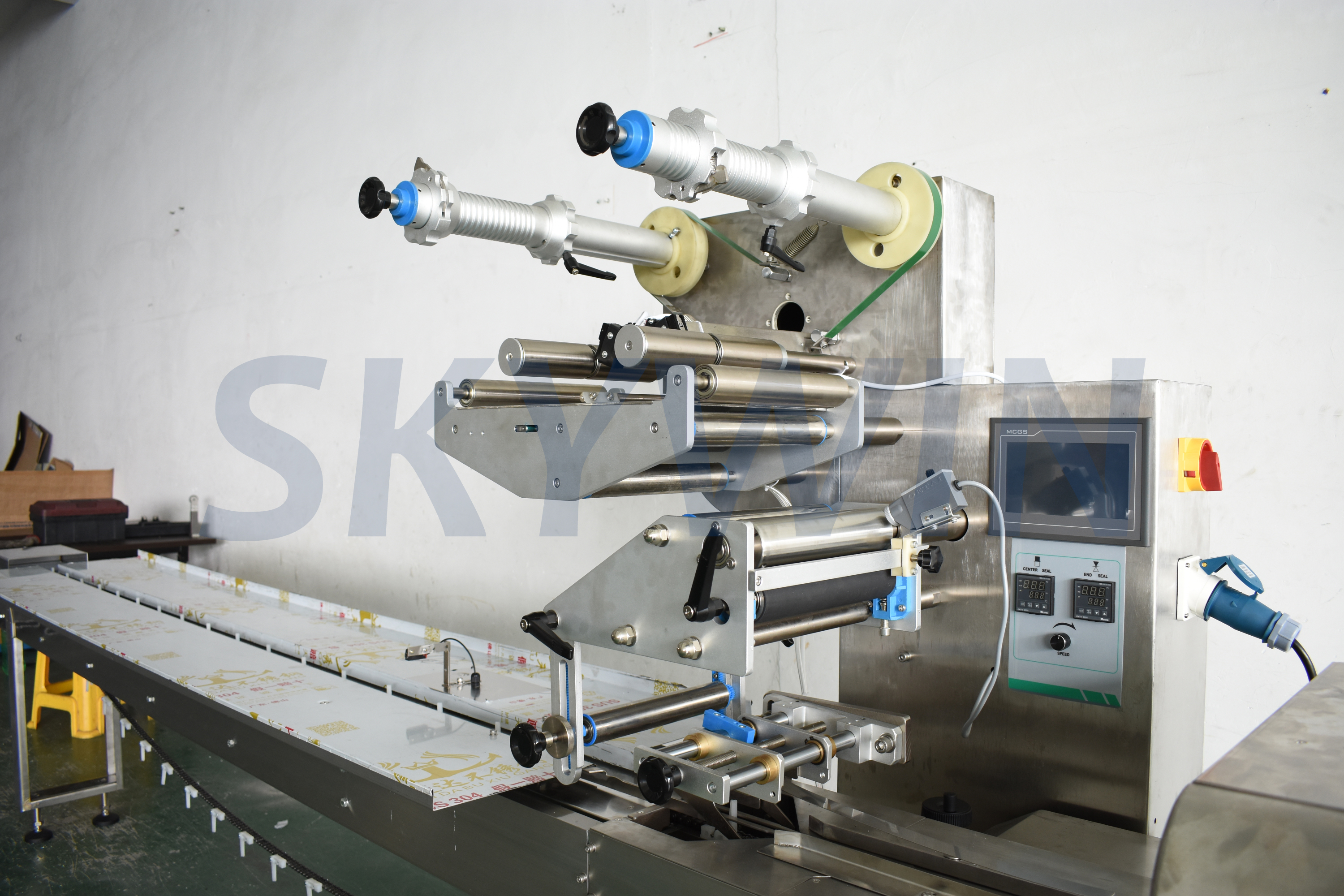 Food Industry Biscuit Making Machine Chocolate Cream Sandwich Machine