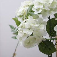 Dekorasi Meja Upacara Wisuda B1510, Rangkaian Bunga Hijau Artificial 5 Tangkai Hydrangea, Bunga Sentuhan Asli Lembut