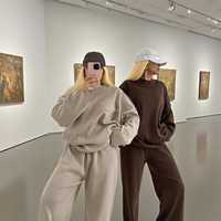Ensemble Sport Confortable 2 Pièces Modeste Willson pour Femme Musulmane - Haut Manches Longues et Pantalon en Tissu Doux