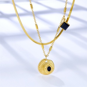 Collar de Moda con Colgante de Cubo Mágico, Chapado en Oro, de Acero Inoxidable, con Cadena en Capas - Product Image 2
