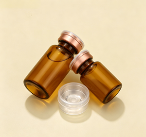 Frascos de vidrio ámbar con cuello de crimpado y tapas metálicas surtidas, botellas pequeñas con protección UV para el almacenamiento de muestras de productos. - Product Image 5