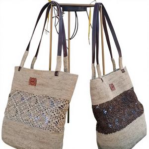 Sac fourre-tout en herbe de mer écologique fait à la main avec doublure en raphia, grand format tissé pour femmes, voyage et usage quotidien - Product Image 1