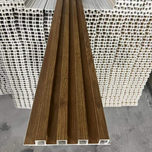 Panneau mural en composite bois-PVC (WPC) à texture bois personnalisable, <span class=keywords><strong>lambris</strong></span> creux 3D pour la décoration intérieure de la maison - Product Image 3