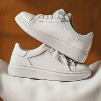 Chaussures pour hommes Maden – Baskets blanches à plateforme pour hommes, chaussures épaisses rehaussantes, décontractées, style skateboard, collection Printemps 2026 – Produit tendance