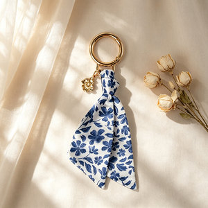 Floral Print Silk Scarf Keychain with Zinc Alloy Gold <b>Ring</b> and Flower Charm, Elegant Fashion Accessory for <b>Bag</b> or <b>Keys</b> - Product Image 4