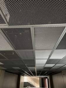 Panneau en maille d'aluminium multifonctionnel avec <span class=keywords><strong>grille</strong></span> ignifuge pour plafond <span class=keywords><strong>Rideau</strong></span> en maille <span class=keywords><strong>métallique</strong></span> - Product Image 3