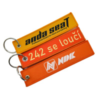 Porte-clés promotionnels haut de gamme en gros, avec logo personnalisé en tissu, étiquette brodée, anneau tressé, porte-clés brodé