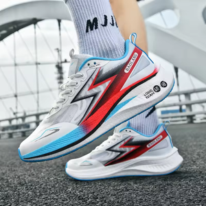 Nouvelles chaussures de sport tendance pour hommes 2025 avec empeigne en maille respirante et durable, chaussures de course décontractées pour couple, style basket-ball - Product Image 4