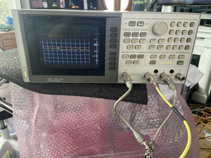 เครื่องวิเคราะห์เครือข่ายเวกเตอร์ Agilent รุ่น 8753C 300KHz-3GHz พร้อมแหล่งกำเนิดสัญญาณ รับประกัน 1 เดือน ผลิตในสหรัฐอเมริกา - Product Image 2