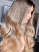 Perruque Lace Front SHY 13x5 en Cheveux Humains Extra Longs Ondulés – Fournisseur