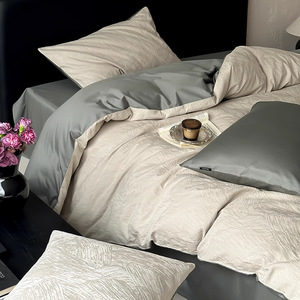 Set di Biancheria da Letto in Puro Cotone 100S Jacquard a 4 Pezzi, Lusso Minimalista in Cotone a Fibra Lunga Satinato - Product Image 4