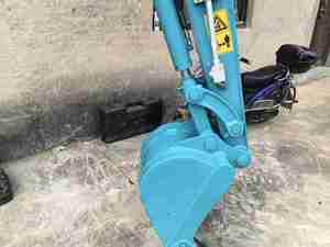 Miniexcavadora Kubota U20 de Segunda Mano |   Excavadora de cadenas de 2 toneladas |   Acoplador Rápido de Cucharón para Excavadora con Motor Kubota de Confianza - Product Image 2