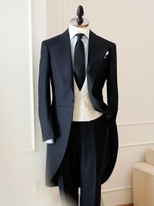 Costume de smoking de soirée pour <span class=keywords><strong>homme</strong></span> sur mesure haut de gamme, queue longue, costume de cérémonie pour <span class=keywords><strong>homme</strong></span> 100% laine, costume sur mesure, veste à queue de pie - Product Image 5