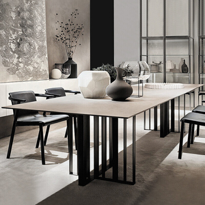 Mesa de Comedor de Diseño Italiano Minimalista de Lujo, Nueva, de Piedra Sinterizada de Alta Dureza, Forma Irregular, 8 Plazas, Patas de Metal - Product Image 1