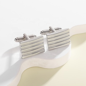 Vente en gros <span class=keywords><strong>de</strong></span> haute qualité en alliage <span class=keywords><strong>de</strong></span> réunion formelle d'affaires or argent carré beau matériel boutons <span class=keywords><strong>de</strong></span> <span class=keywords><strong>manchette</strong></span> en gros <span class=keywords><strong>bouton</strong></span> <span class=keywords><strong>de</strong></span> <span class=keywords><strong>manchette</strong></span> pour <span class=keywords><strong>homme</strong></span> - Product Image 5