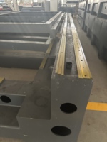 Machine de découpe laser à fibre CNC certifiée CE 12000W avec table d'échange intégrée et moteur Yaskawa pour la découpe d'acier au carbone de 40 mm