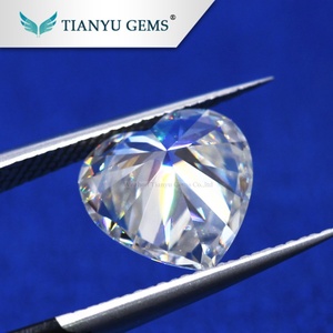 Tianyu Gems Offre Spéciale Diamants Lâches 8*8mm Forme de Coeur D E F Couleur Blanc Moissanite - Product Image 3