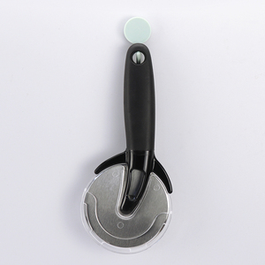 High Quality Multifunctional Pizza Slicer Stainless Steel Pizza <b>Wheel</b> Cutter with Protective Cover and <b>Plastic</b> Handle - Product Image 3