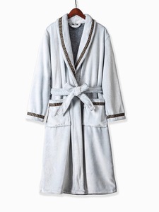 Accappatoio da <span class=keywords><strong>donna</strong></span> in pile di corallo autunno inverno elastico traspirante in vita di mezza età per anziani - Product Image 3